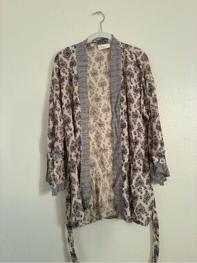 Natalie Martin Cream Floral Kimono